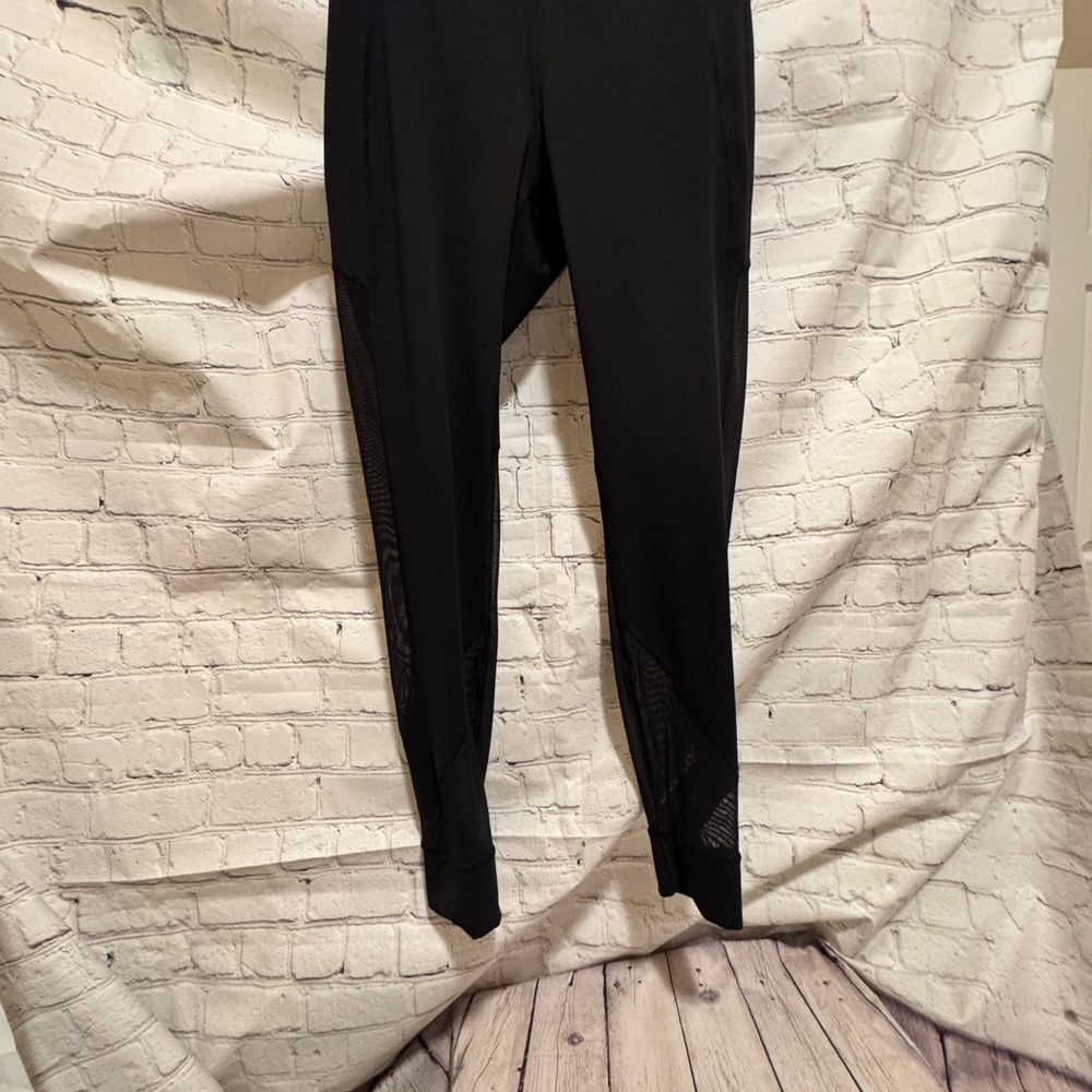 Lululemon Black Mesh Panel Leggings